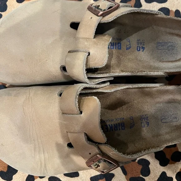 Birkenstock Tan Leather Clogs - Picture 2 of 5